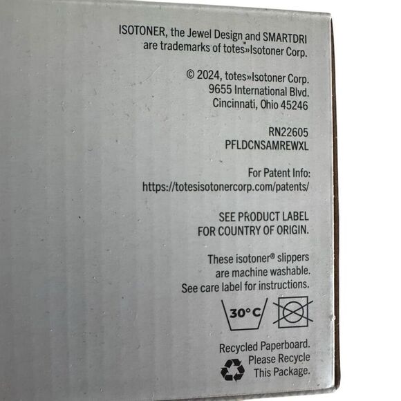 Isotoner Women’s Classic Comfort Memory Foam Slippers Size 9.5/10 Black - Picture 7 of 7